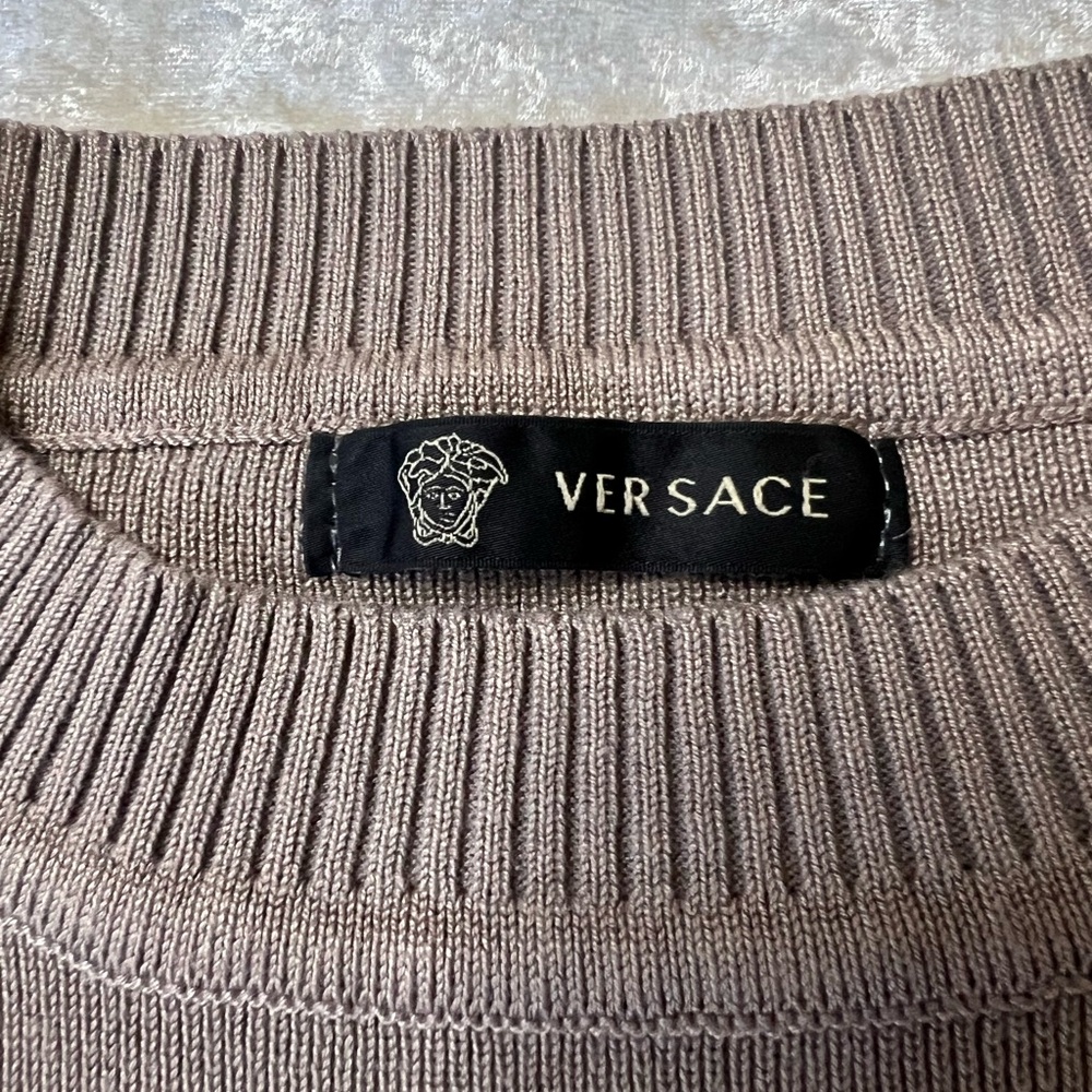 Versace - Picture 6 of 6